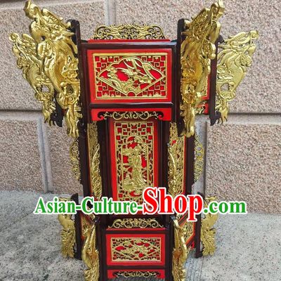 Antique Chinese Dragon Head Gilded Hexagonal Palace Lantern Temple Hall Wood Carving Lamp Chinese Palace Light