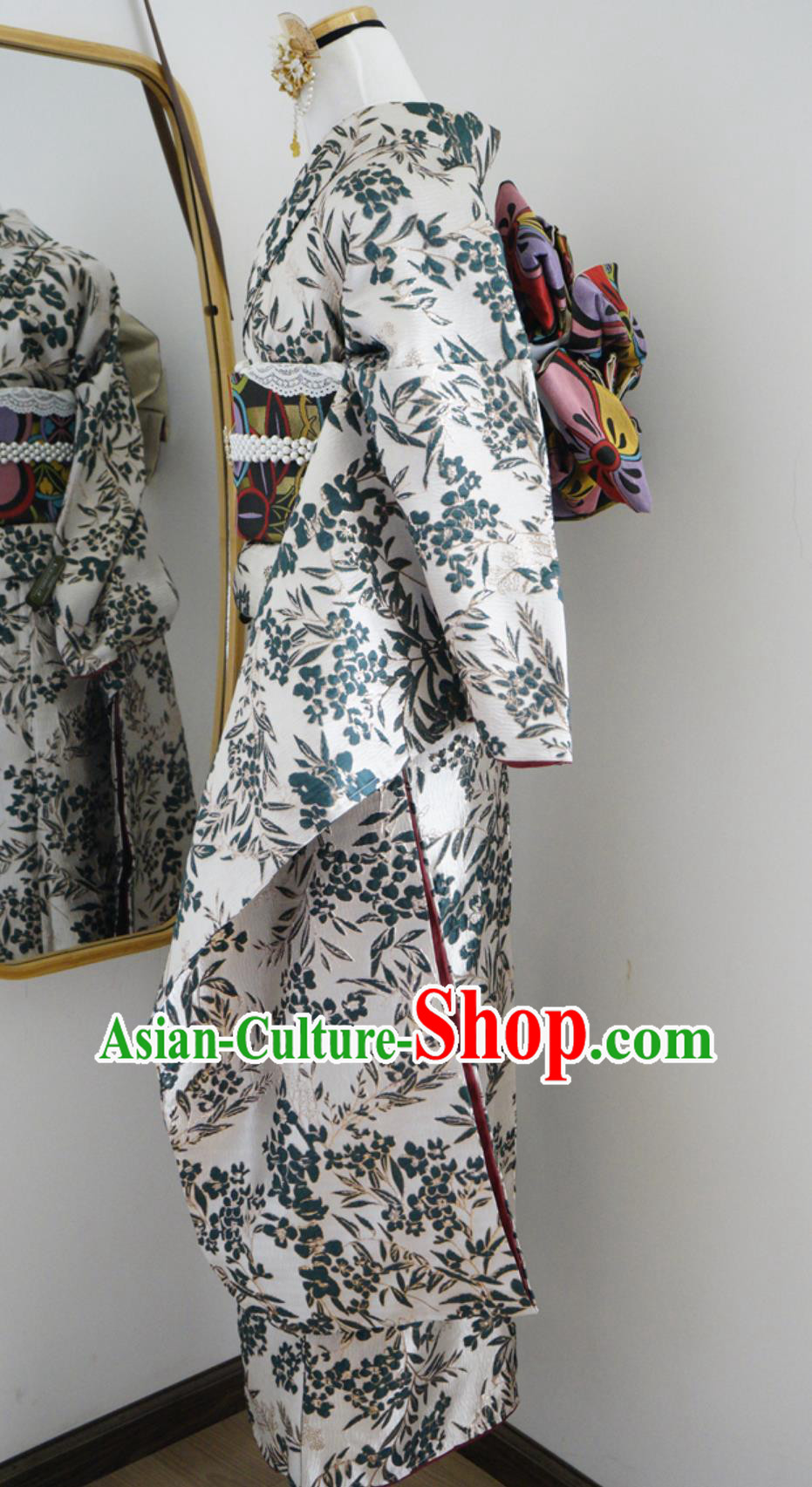 Japanese Traditional Women Formal Furisode Kimono Japanese Traditional Women Formal Furisode Kimono