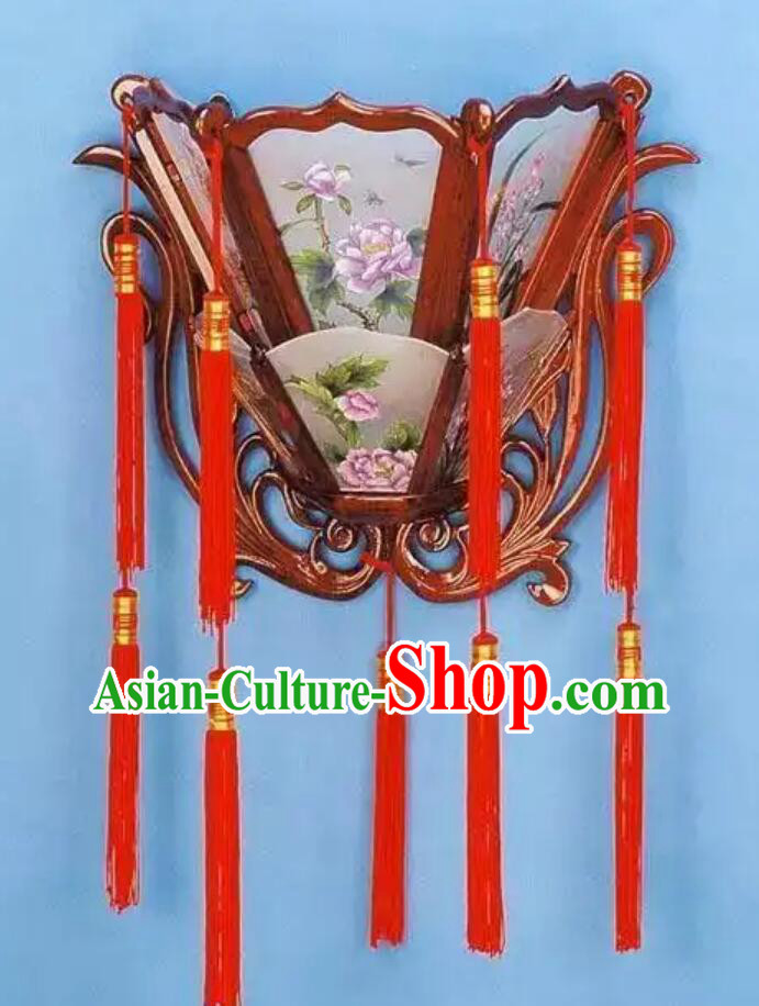 Traditional Craftsmen and Their Well-known Lanterns Handicraft Traditional Craftsmen and Their Well-known Lanterns Handicraft