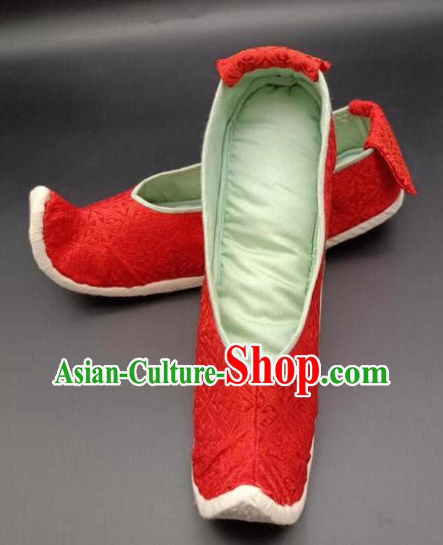 Embroidered Shoes and Traditional Crafts Embroidered Shoes and Traditional Crafts