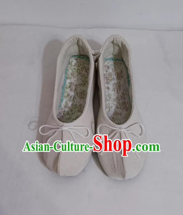 Chinese Song Dynasty Style White Cloth Shoes Handmade Hanfu Shoes Chinese Song Dynasty Style White Cloth Shoes Handmade Hanfu Shoes