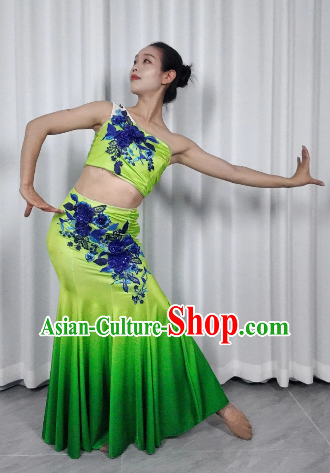 Dai Nationality Dance Costume Female Fish Tail Skirt Chinese Yunnan Peacock Dance Green Clothing Dai Nationality Dance Costume Female Fish Tail Skirt Chinese Yunnan Peacock Dance Green Clothing